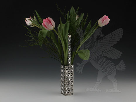 Vase „Efeu gebuckelt“ 900er Silber