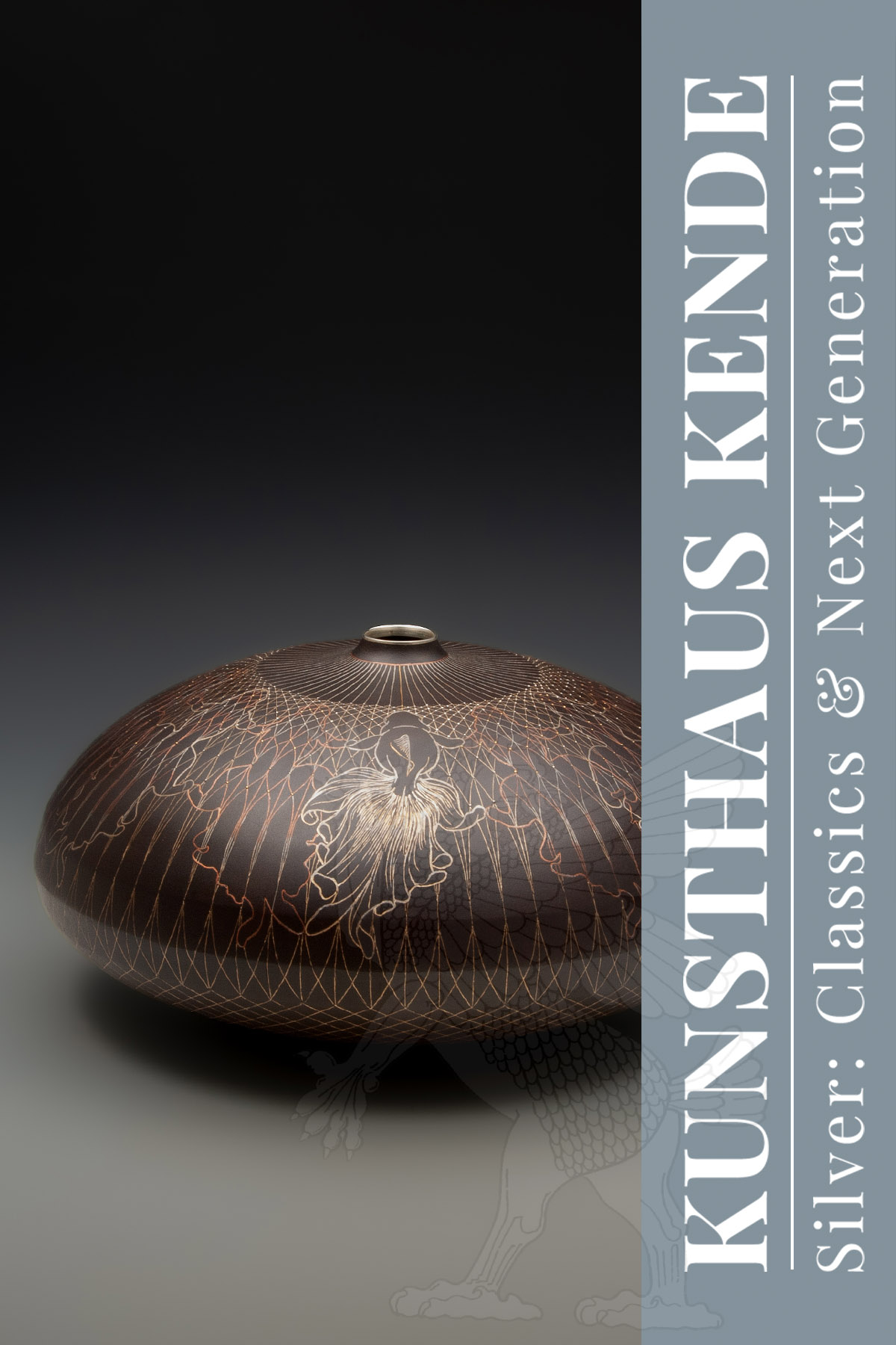 Satoshi Hara's Seiryu vase in Nanako-Zogan, a Japanese metalwork vessel presented by Kunsthaus Kende.